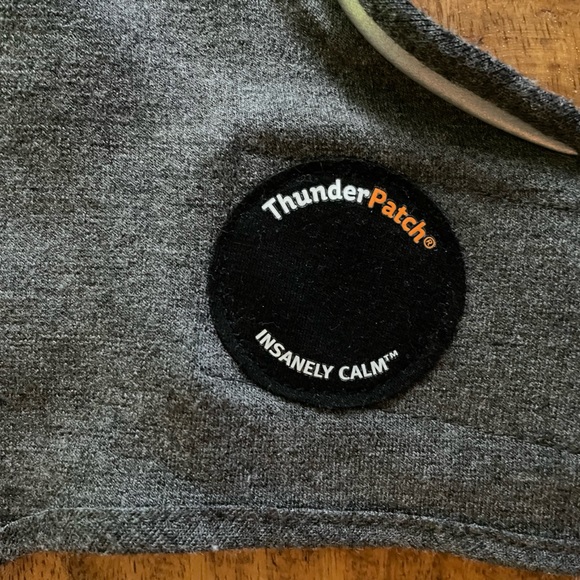 Thundershirt - anxiety support for dogs - Picture 4 of 4
